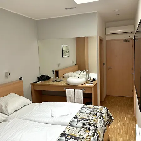 Otel Blue Orange 4*