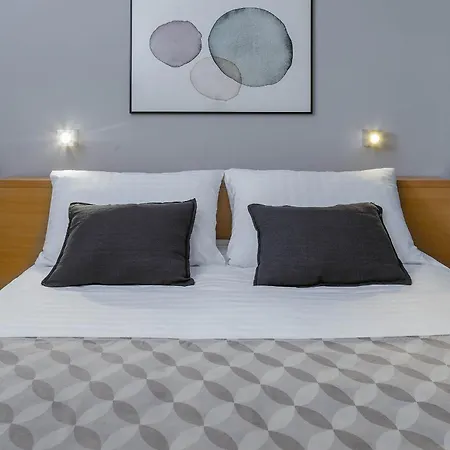 Blue Orange Hotel