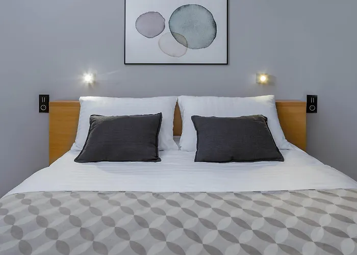 Blue Orange Hotel